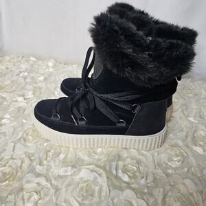 Pajar  Women's Waterproof winter boots  Fur Black size 8